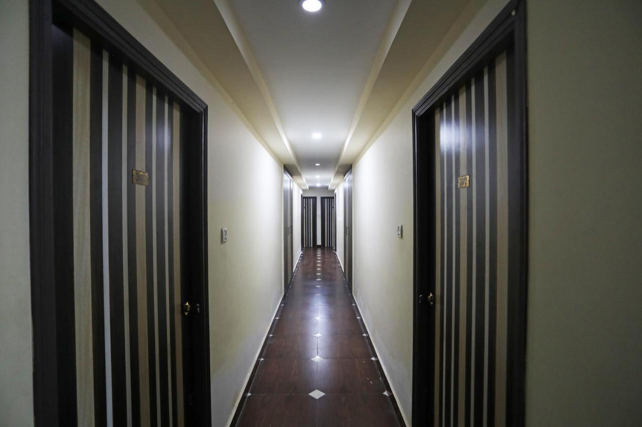 Oyo 26152 Hotel Aarush 迪卡 外观 照片